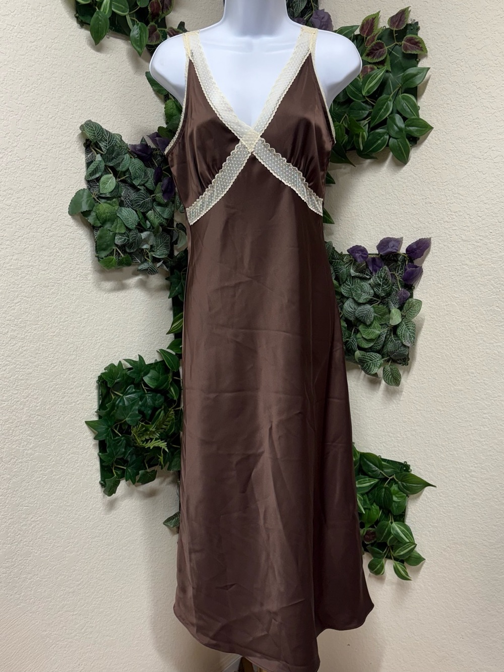 House of Harlow Chocolate Satin Chemise with Ivory Lace Trim - Picture 2 of 7